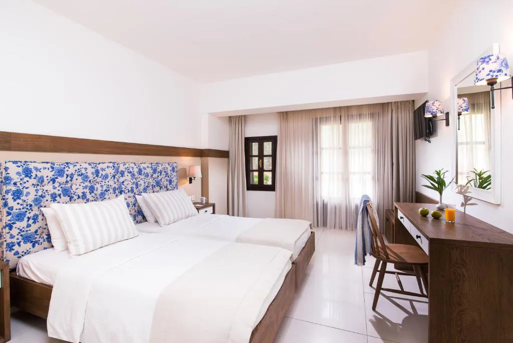 Simantor Resort- Sani - Astra Tours021 (12).jpg