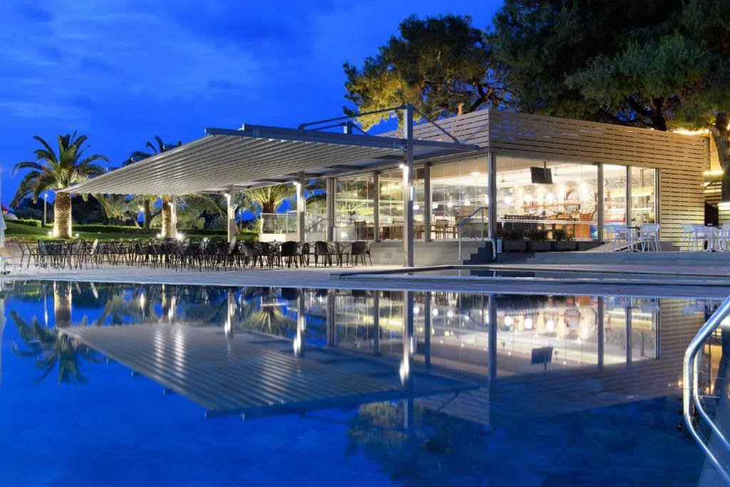 Blue Dolphin Hotel - Sitonija - Astra tours 021 (2).jpg