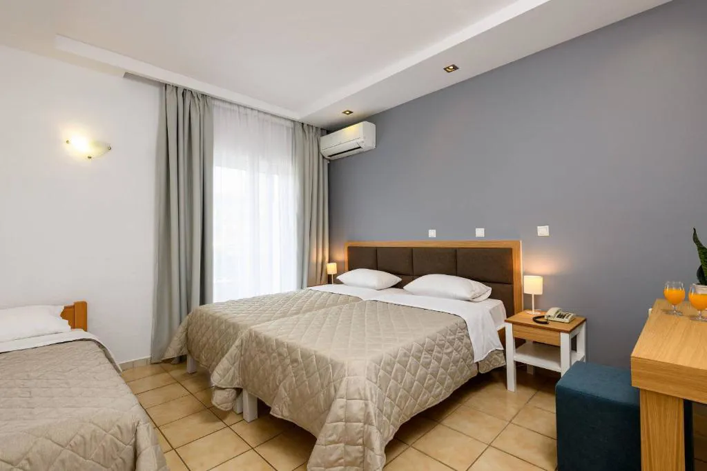 aethriahotel25astratours021.jpg