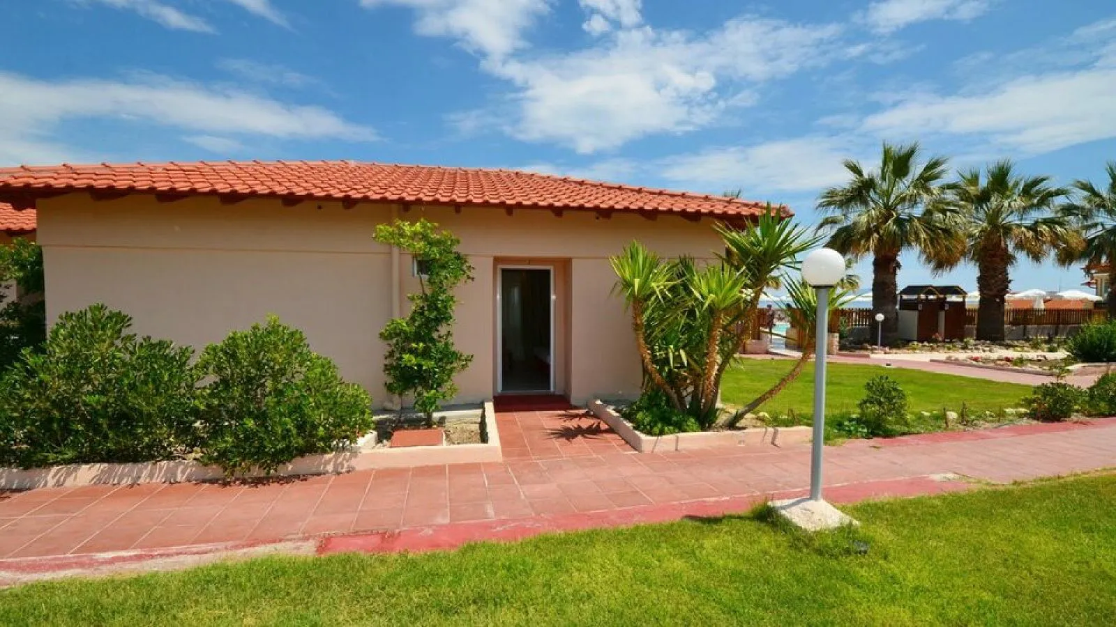 Sousouras-Hanioti (16).jpg