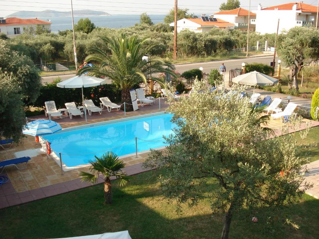 chrisahotel8astratours021.jpg