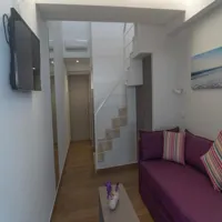 425409614.jpg