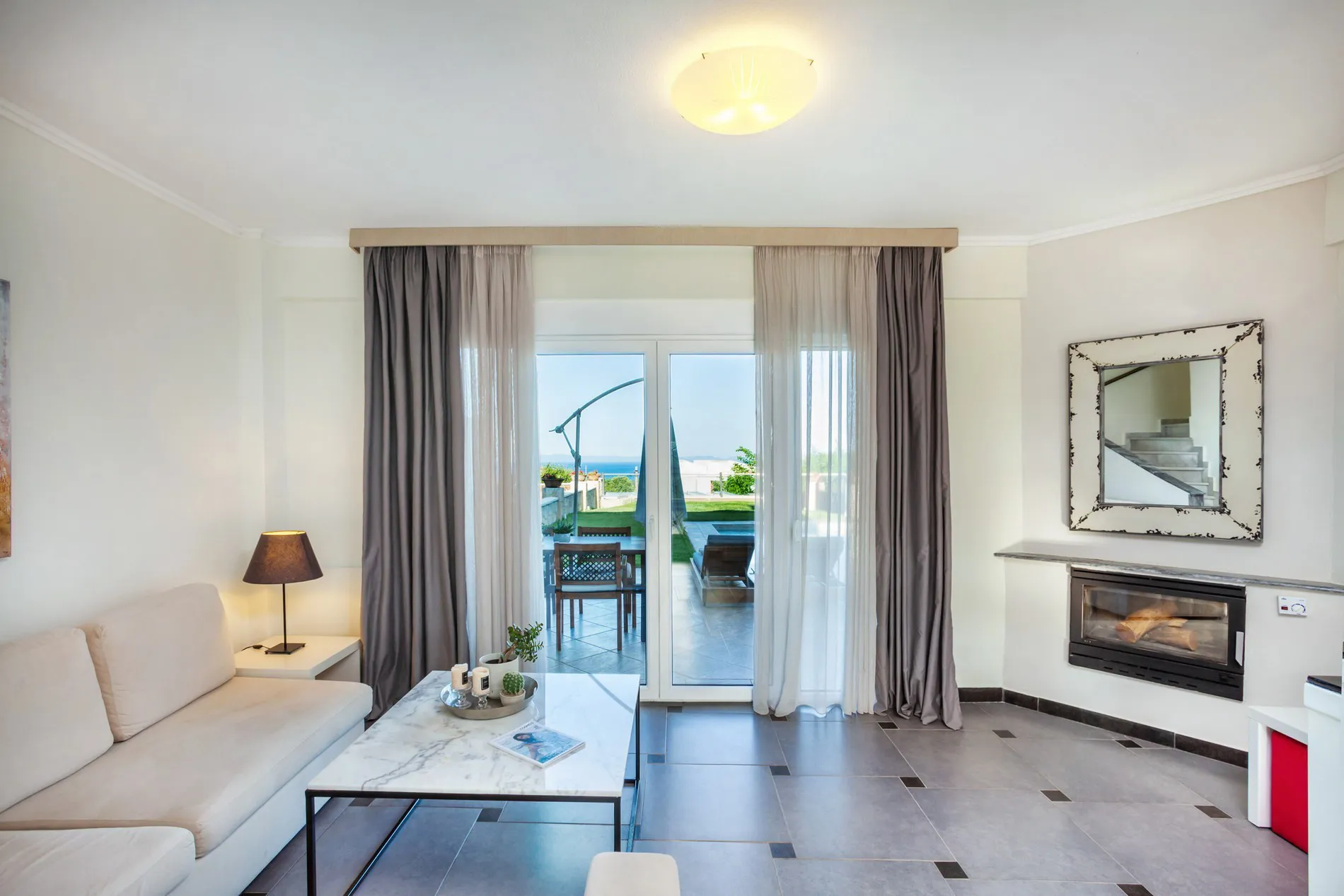 sunnyvillas11astratours021.jpg
