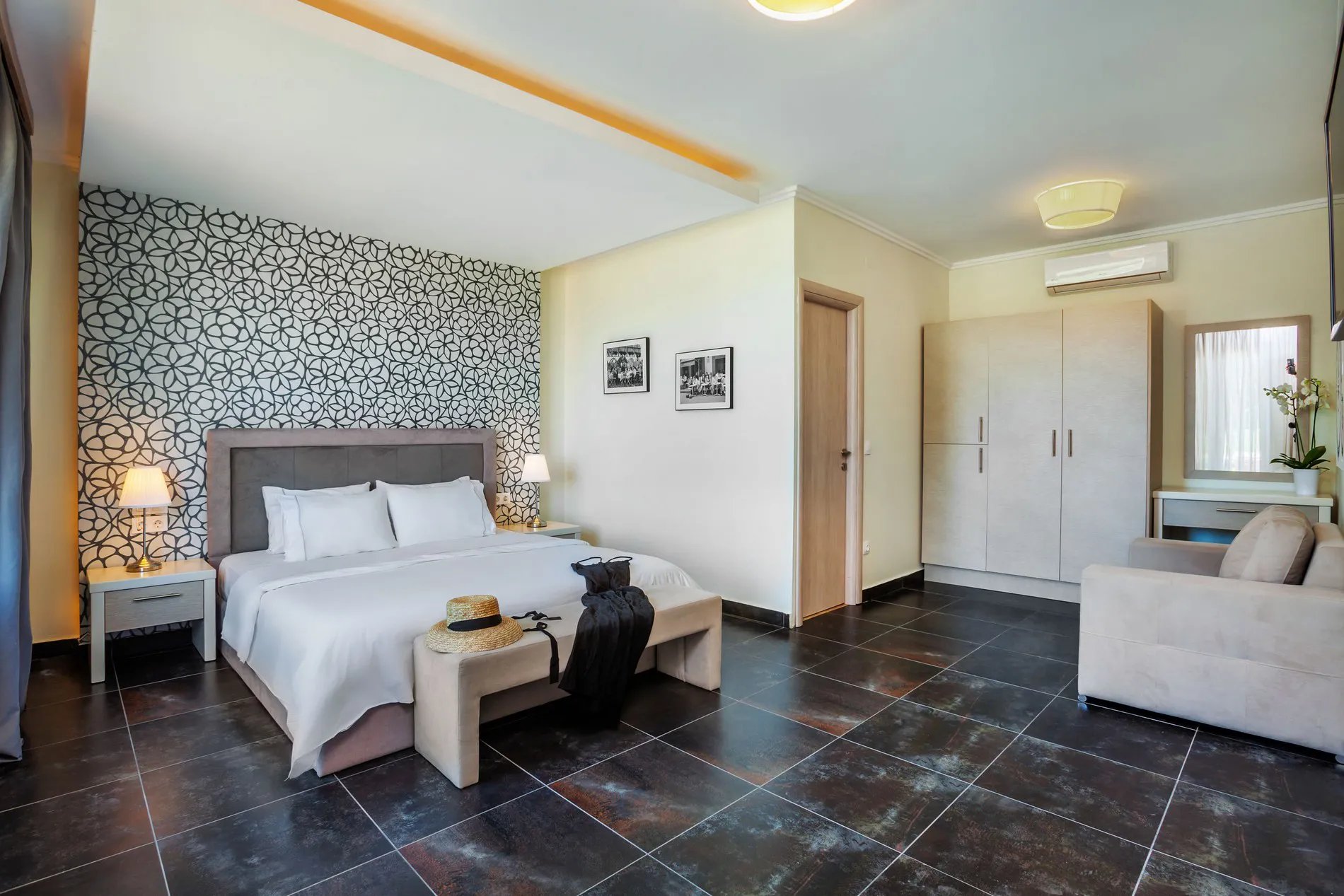 sunnyvillas13astratours021.jpg