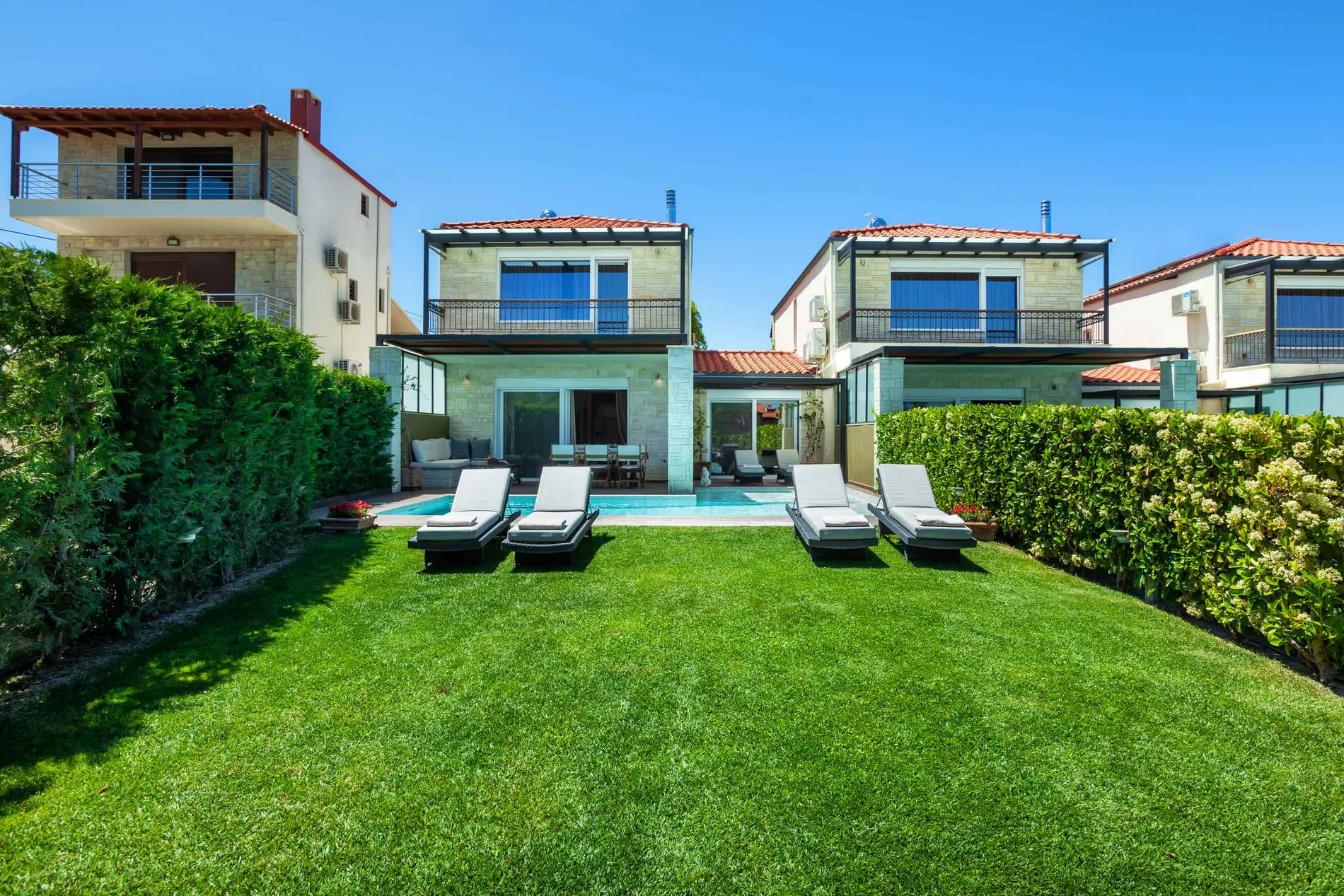 sunnyvillas5astratours021.jpg