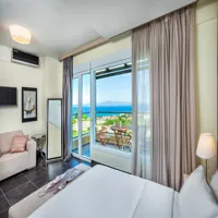 sunnyvillas9astratours021.jpg