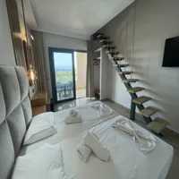amazingrachonihotel8astratours021.jpg