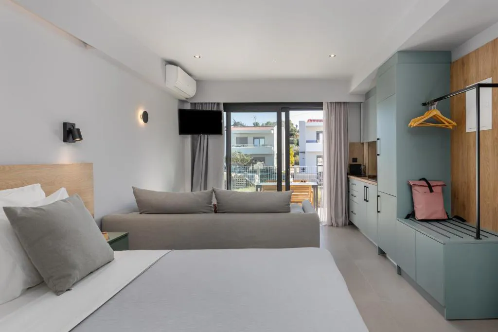 the8suites2astratours021.jpg