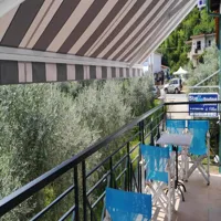 blueskyapt6astratours021.jpg