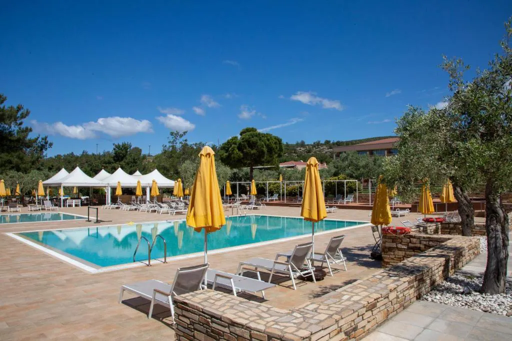 royalparadiseastratours021.jpg