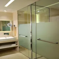 350-12_BATHROOM.jpeg