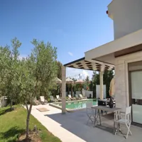 wvillas5astratours021.jpg