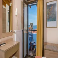 double-balcony-2-1570x750.jpg