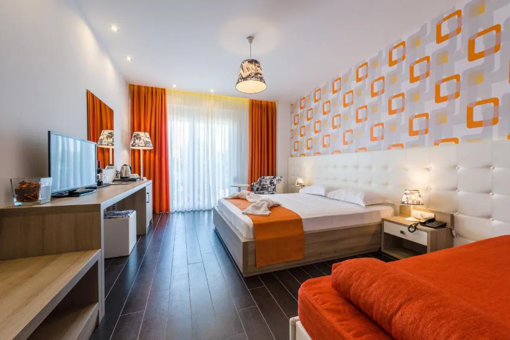 Lagaria Hotel Apartments Afytos-Astra Tours 021 (6).jpg