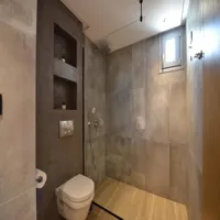 412107466.jpg
