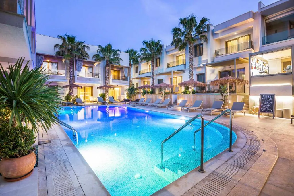 pefkideluxeresidences2astratours021.jpg