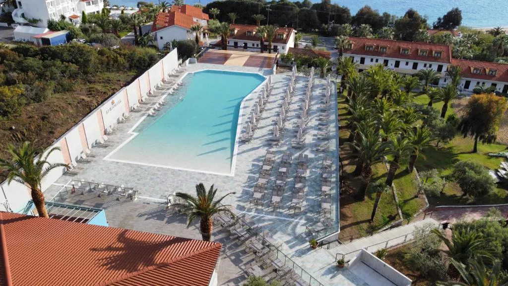 AristotelisHolidayResort-Uranopolis-AstraTours021 (1).jpg