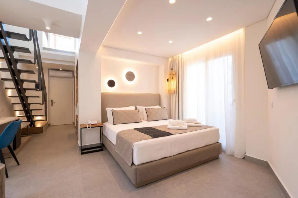 Mirablue Luxury - Kasandra- Astra Tours021 (3).jpg