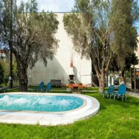 lemongarden3astratours021.jpg