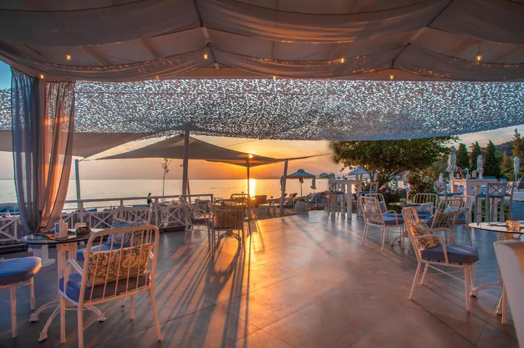Acrotel Lilyann Boutique Hotel-Sitonija-AstraTours021 (5).jpg